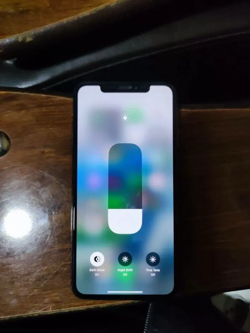 iPhone XS 256GB original screen (1)