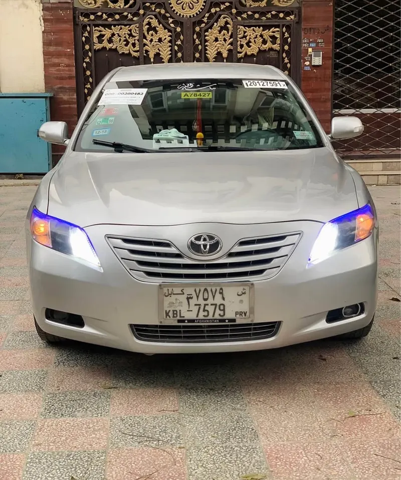 Toyota Camry 2007 LE Full Option, Automatic, 4-Cylinder, Petrol (1)