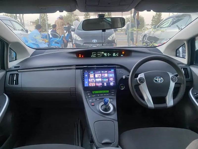 Toyota Prius S Hybrid 2011, Pearl White, Container Papers (5)