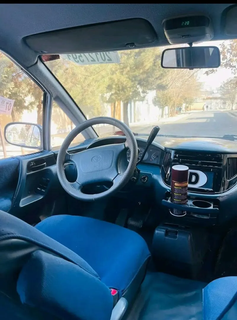 Toyota Lucida Family 1994 Automatic (3)
