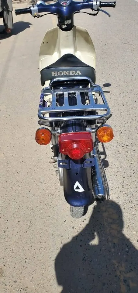 Honda 90cc Motorcycle (3)
