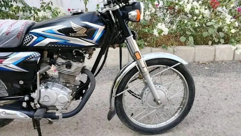 Honda 2025 Motorcycle, Black (5)