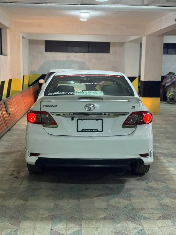 Toyota Corolla 2009, 2013 Facelift, S Trim, White (3)
