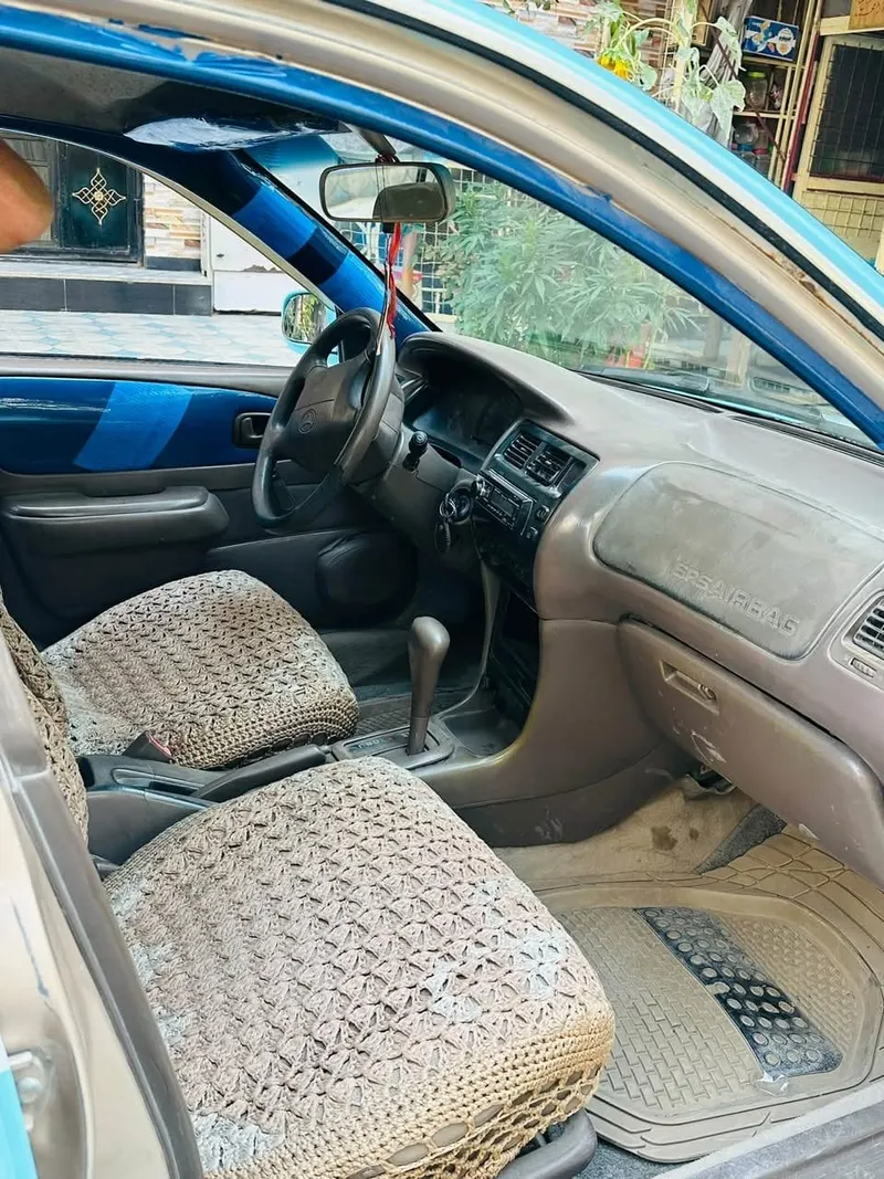 Toyota Corolla Taxi 1996, Canadian, 4-cylinder (5)