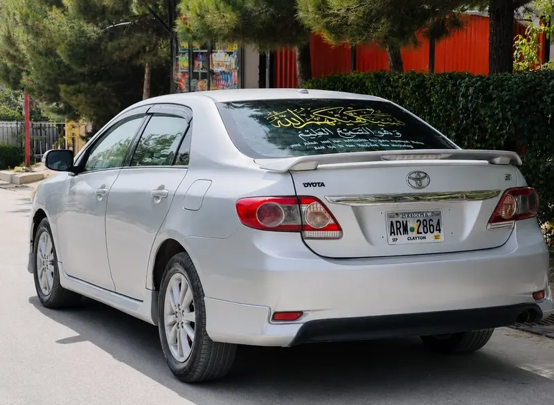 Toyota Corolla 2010 S Class, Full Inside and Outside Ship 2013 (2)