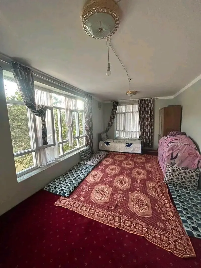 Double-storey house for sale in Chehel Sitoon Kabul, 280 m2, 8 rooms (4)