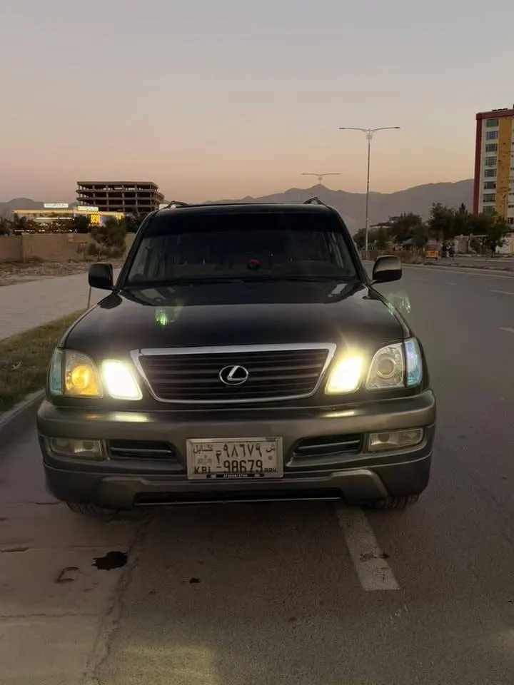 Toyota Land Cruiser 2000, Lexus Shape, 8-Cylinder, Automatic (1)