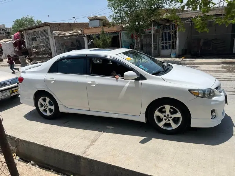 Toyota Corolla 2011, Canadian, Full Option, 90,000 Miles (3)
