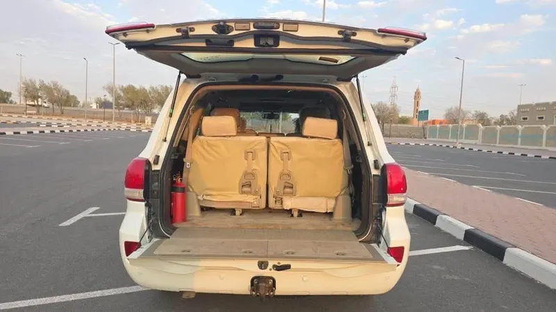 Toyota Land Cruiser VXR 2010, New Arrival at Herat Customs (3)