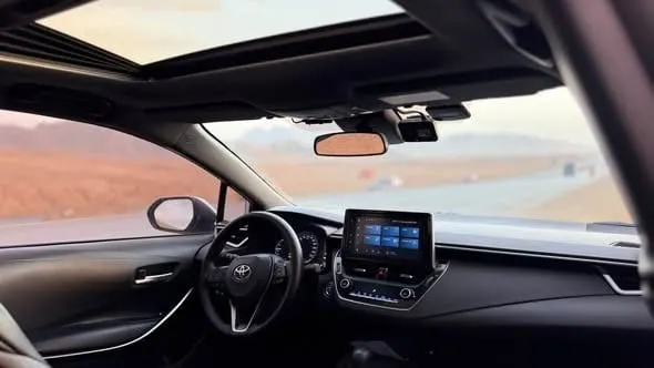 Toyota Corolla Hybrid 2023, Sunroof, White, Registered Kabul Documents (4)