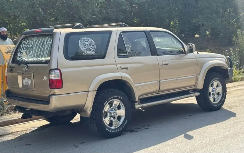 Toyota 4Runner 2001, 6-Cylinder Petrol, Kabul, 2700 USD (3)