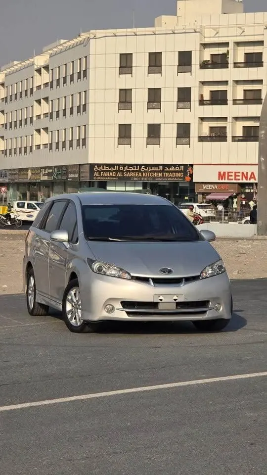 Toyota Wish 2010 Grade G, Full Options (1)