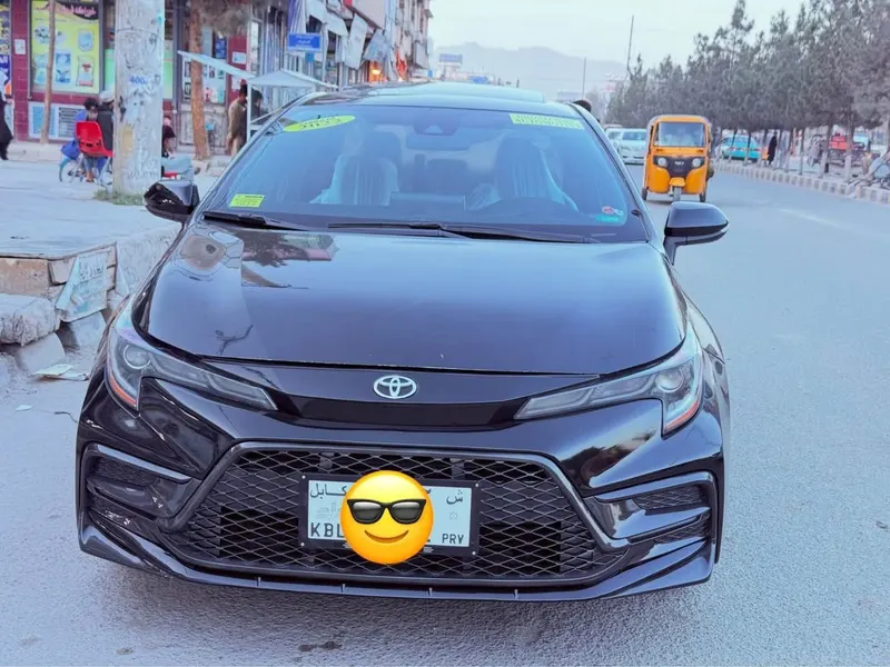 Toyota Corolla 2020, black, for sale (1)