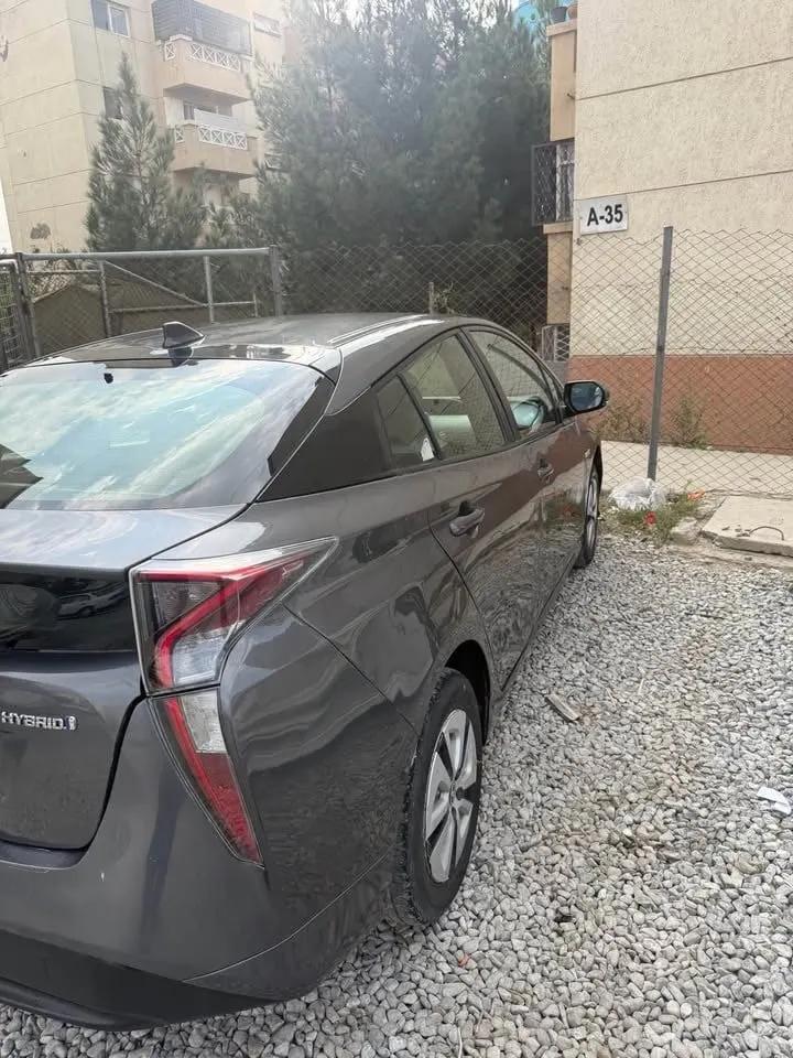 Toyota Prius 2016 Steel, Full Options, Kabul (3)