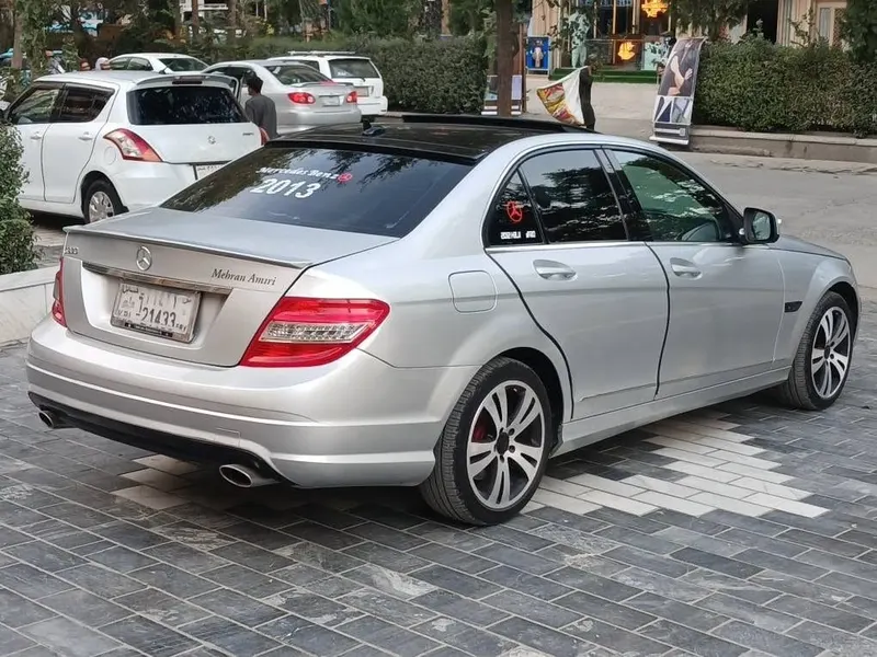 Mercedes-Benz C300 2008, 6 cylinder, automatic (4)