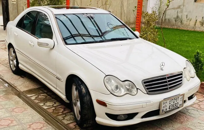 Mercedes C230 Kompressor 2005, White, Sunroof, Clean Documents (1)