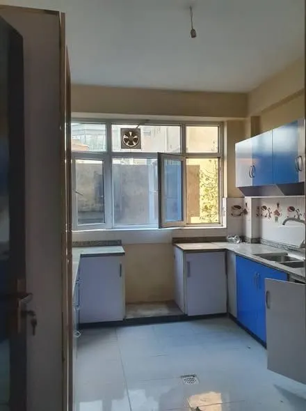 Four-room apartment for rent, Taimani Old, Road 8 (4)