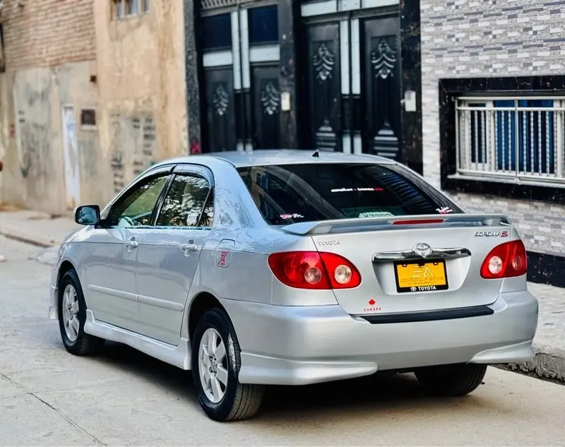 Toyota Corolla 2005 Canada, S class (4)