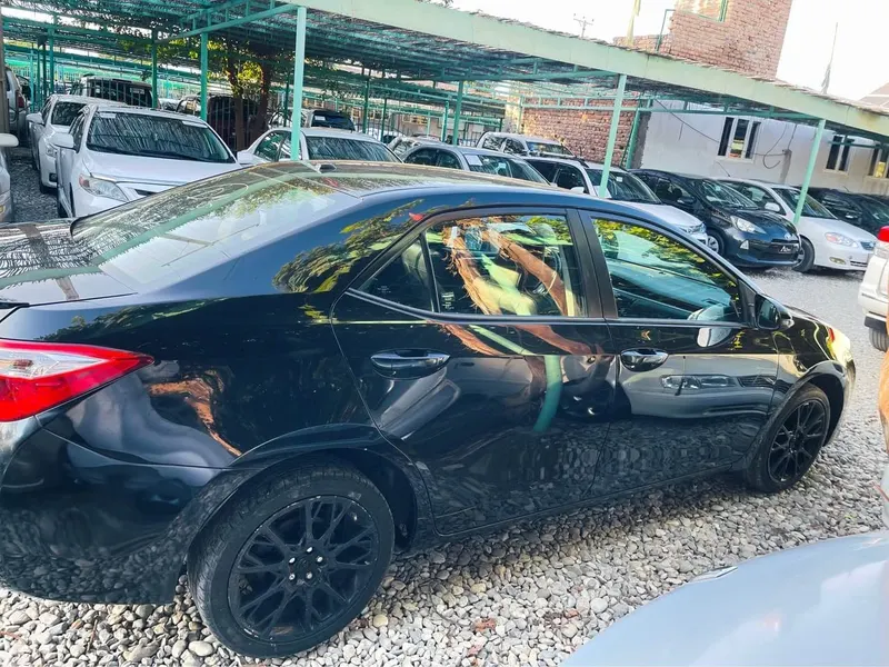 Toyota Corolla 2016 Full Option, Kabul Registered, No Accident (2)