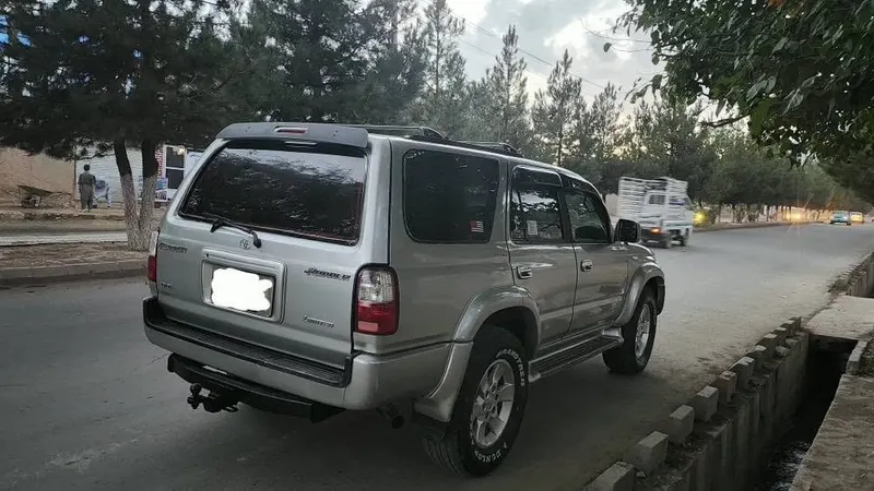 Toyota 4Runner 2001, Silver, Clean Documents, 6-Cylinder Petrol (5)