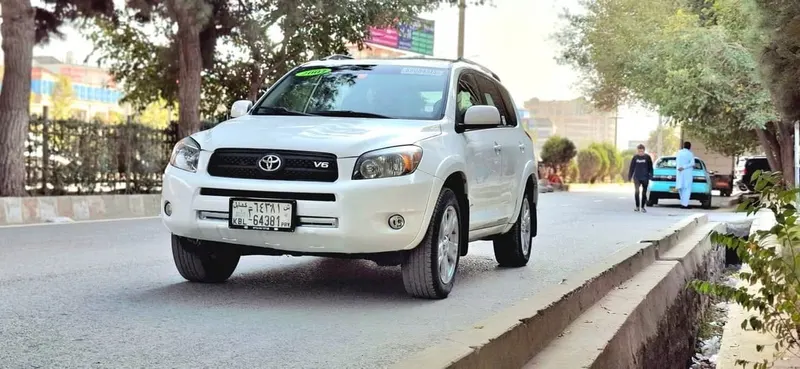 تویوتا RAV4 سفید، مدل 2007، 6 سیلندر، گزینه Sport (2)
