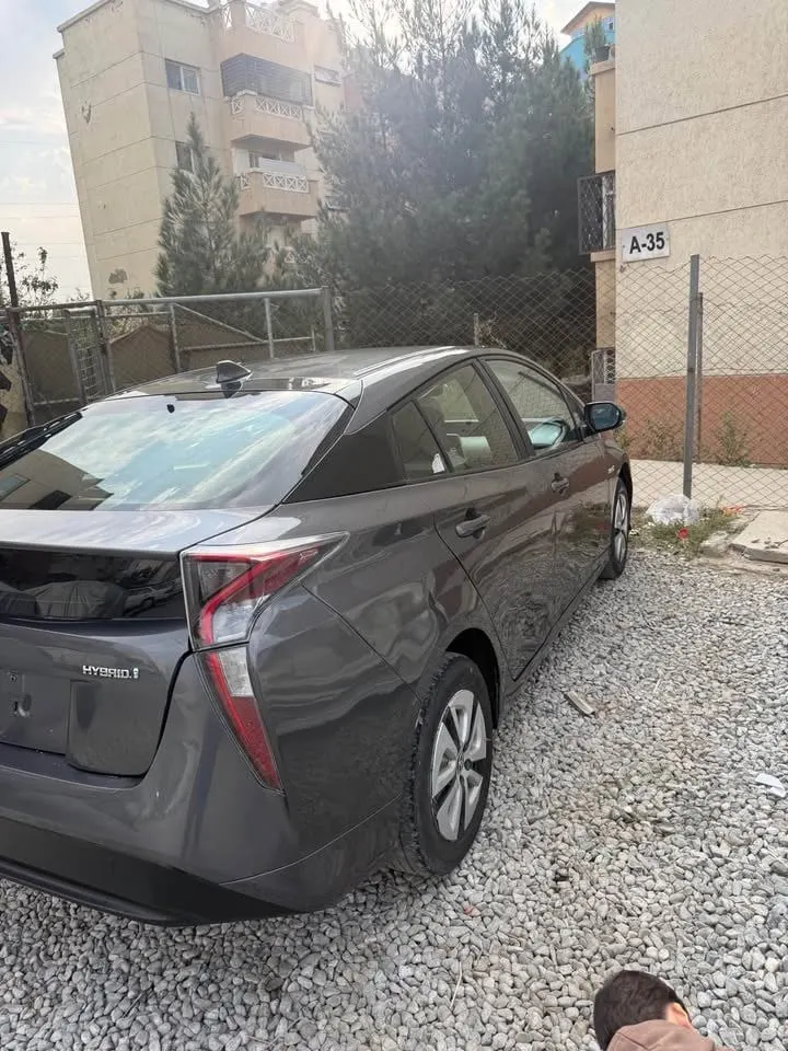 Toyota Prius 2016 Steel, Full Options, Kabul (8)