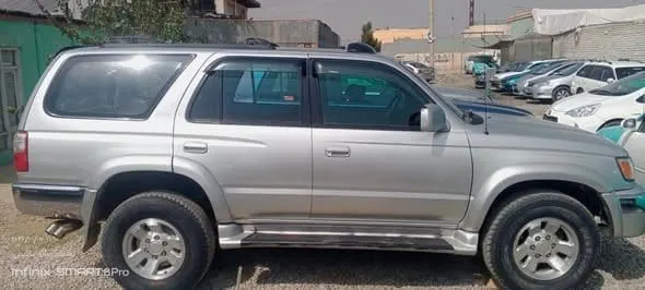 Toyota 4Runner Limited 2000, Silver, Automatic, Petrol (3)