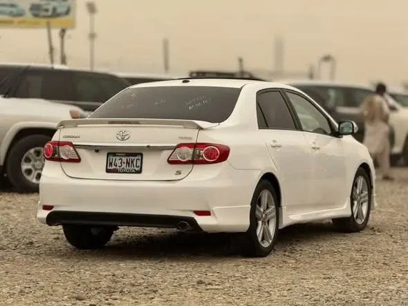 Toyota Corolla 2013 S Class, Sunroof, Registered Kabul (3)