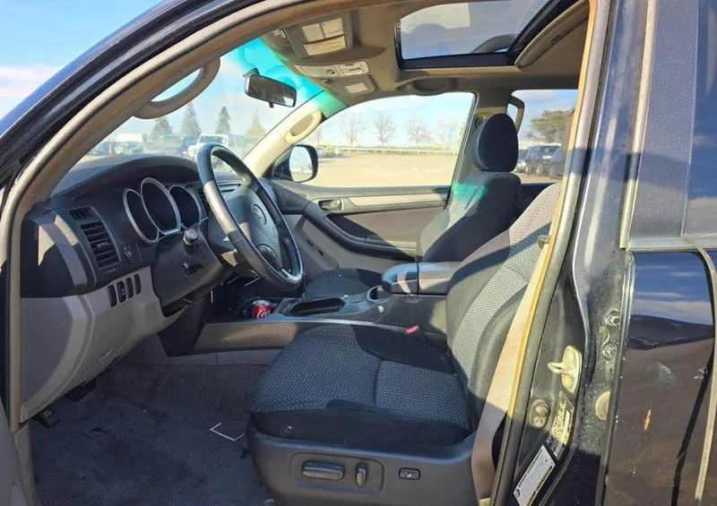 Toyota 4Runner Sport 2007, 130,000 km (5)
