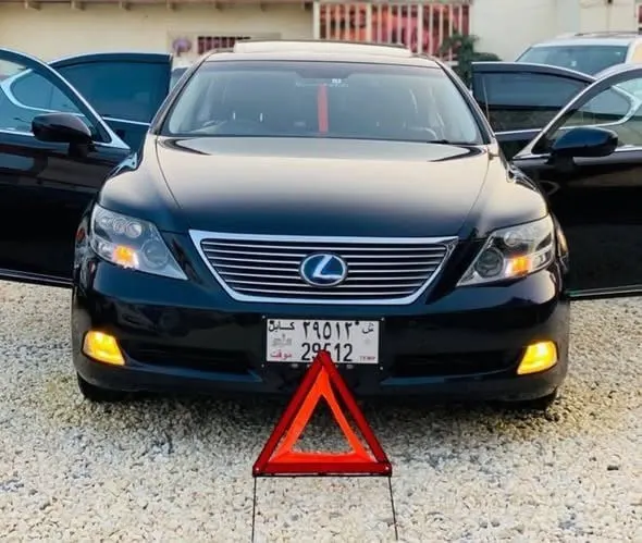 لکزس LS 600h مدل ۲۰۰۸ هایبرید سیاه (3)