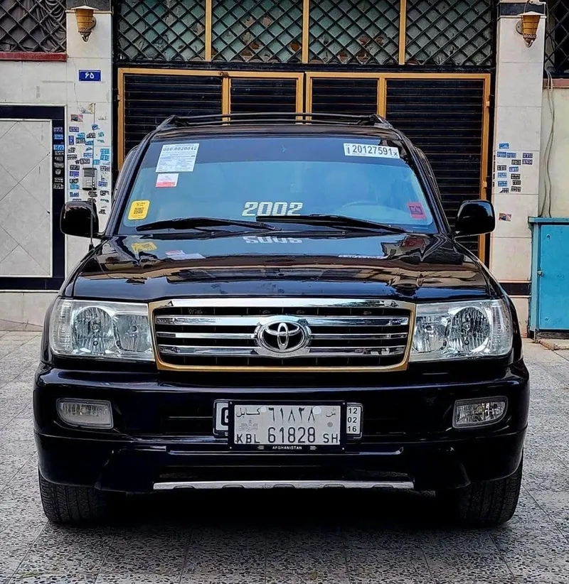 Toyota Land Cruiser 2002, Automatic, Gas, Clean Documents (2)