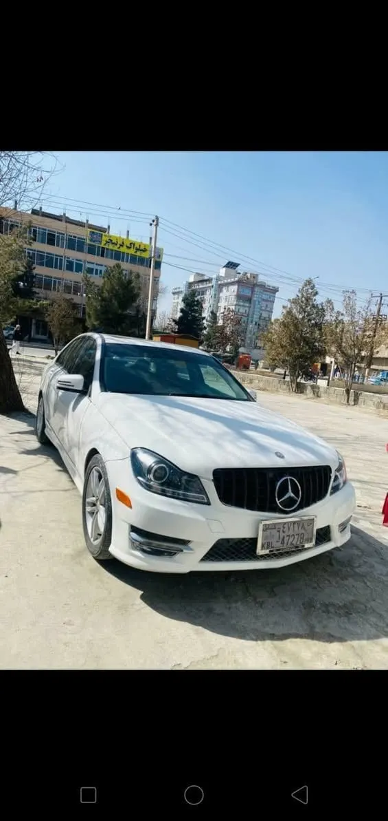 Mercedes-Benz C250 2014, White, Low Mileage, No Accident (3)