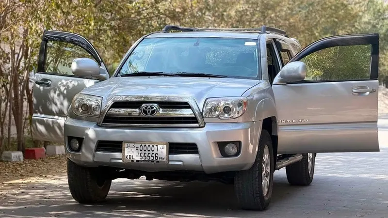 Toyota 4Runner 2003, 6-Cylinder Petrol, Clean Documents, No Accident (2)