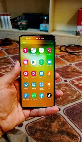 Samsung Galaxy S10 5G 256GB 8GB RAM for sale (4)