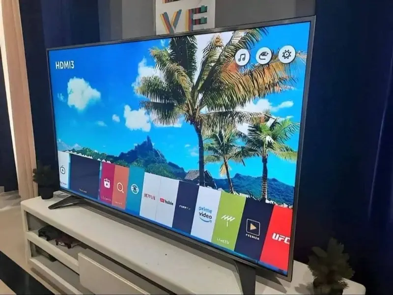 LG 55 inch Smart 4K TV (Korean) (1)