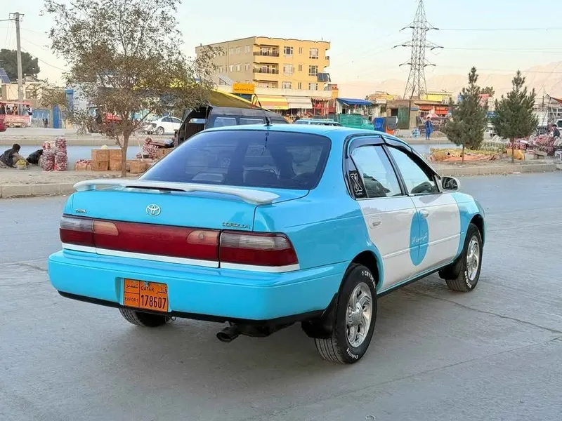 Toyota Corolla Canadian City Taxi 1997, Gas and Petrol Active (5)