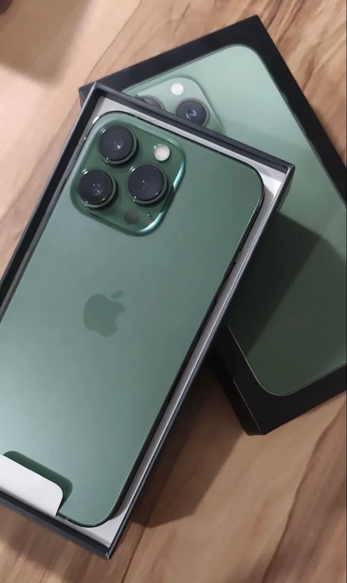 iPhone 13 Pro Max 256GB Green (1)