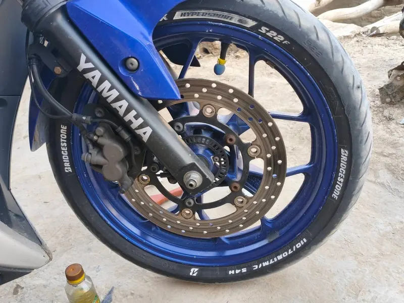 Yamaha YZF-R3 2018 (5)