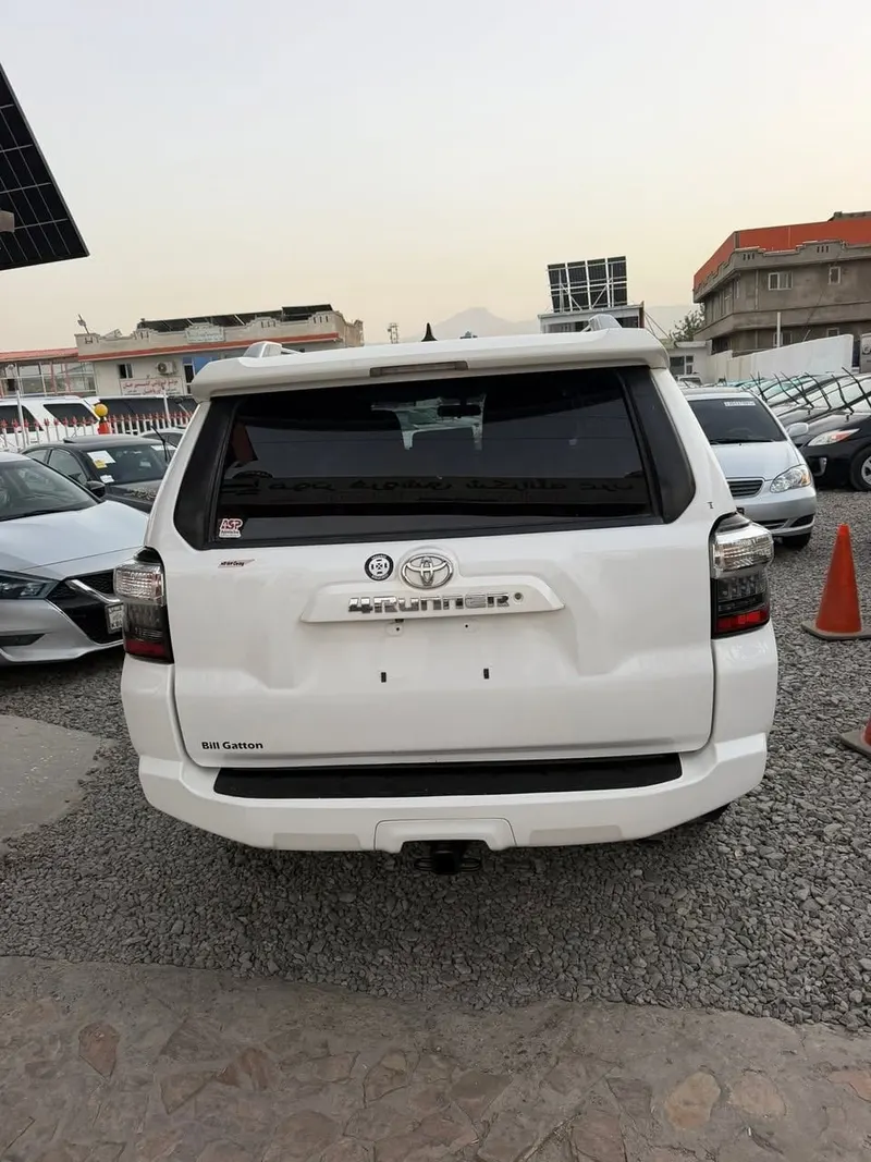 Toyota 4Runner 2015 white (5)