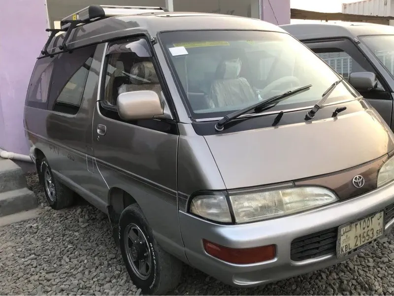 Toyota Lite Ace 4WD van 1993, gold (2)