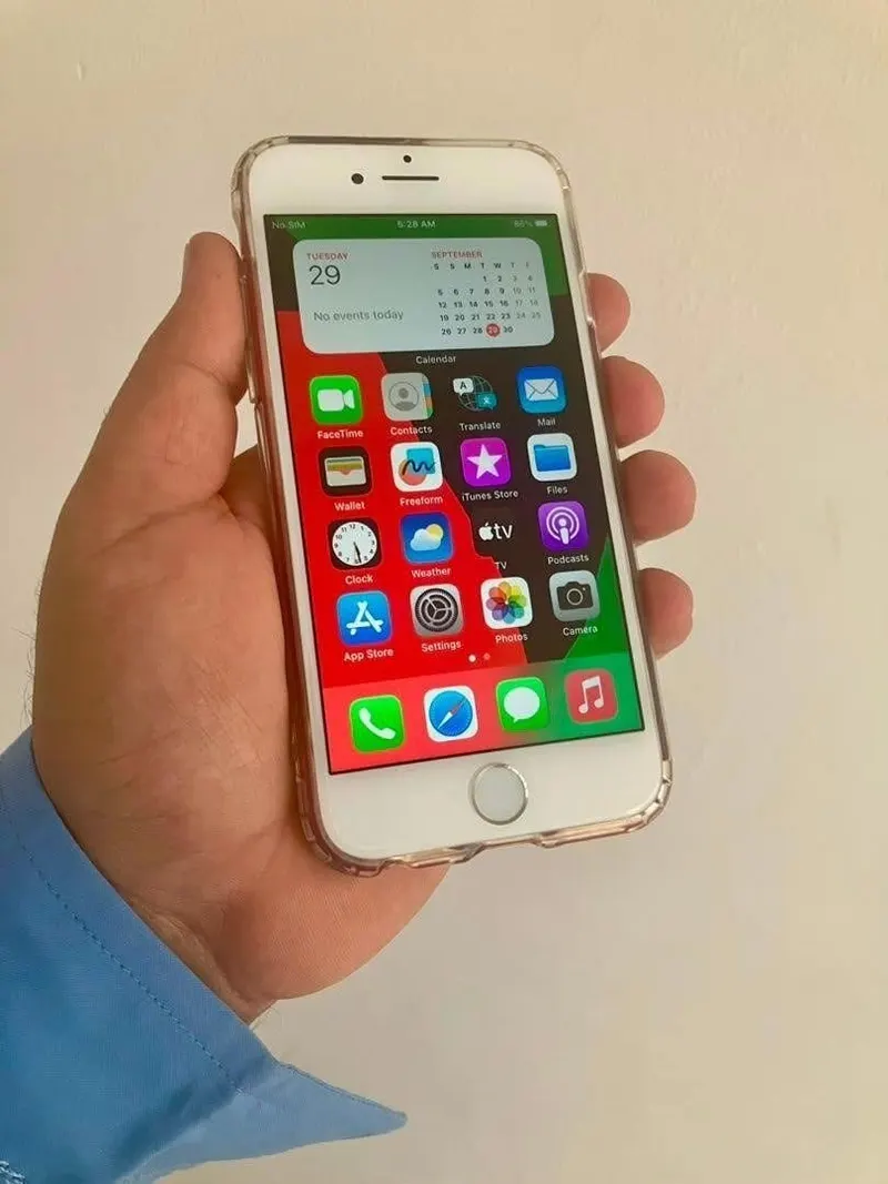 iPhone 8 64GB, Battery 86% (4)