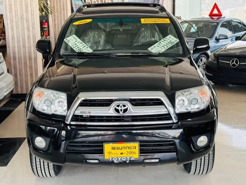 Toyota 4Runner SR5 2006, Black, Used (1)