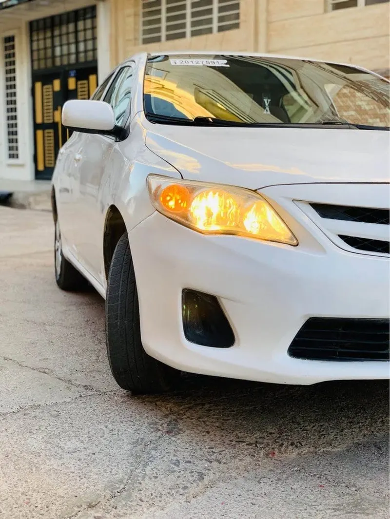 Toyota Corolla 2009 Canadian, White, 5000 USD (5)