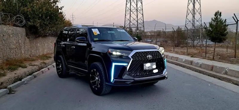 Toyota 4Runner 2012, 2020 Facelift, SR5 Option, Black (2)