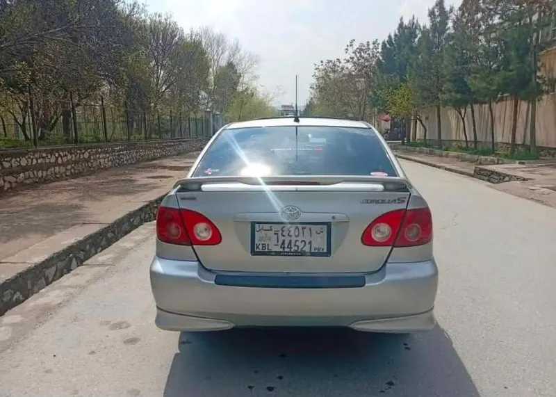 2003 Silver Car (2)