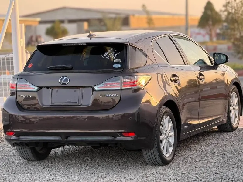 Lexus CT 200h 2013 (5)