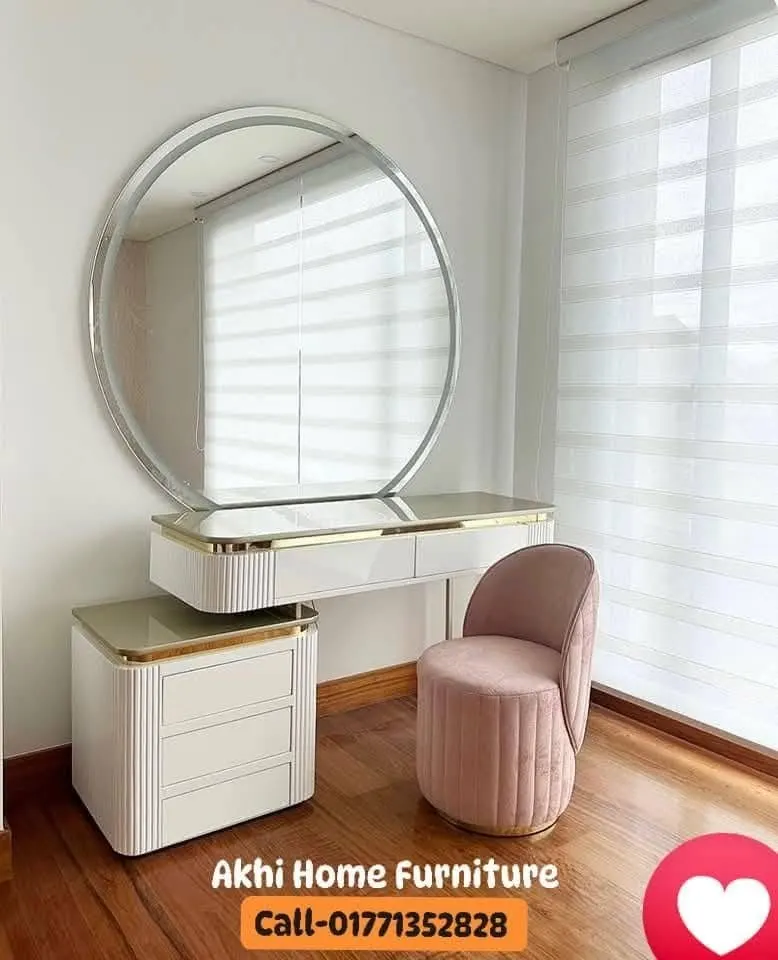 Custom Furniture - Vanity Table, Chair & Wardrobe (5)