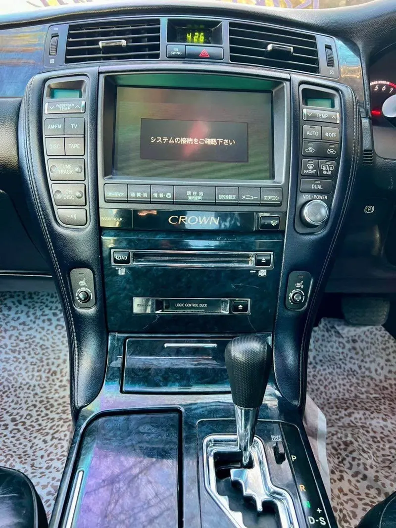 Toyota Crown 2005, White, Automatic, No Accident (3)