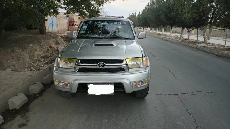 Toyota 4Runner 2001, Silver, Clean Documents, 6-Cylinder Petrol (2)