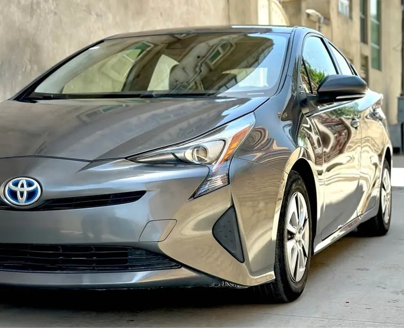 Toyota Prius Hybrid 2016 Grey, Newly Imported (2)